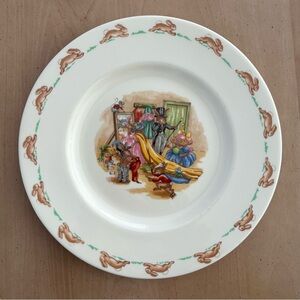 ROYAL DOULTON BUNNYKINS Decorative Plate. English Fine Bone China. Fast Shipping
